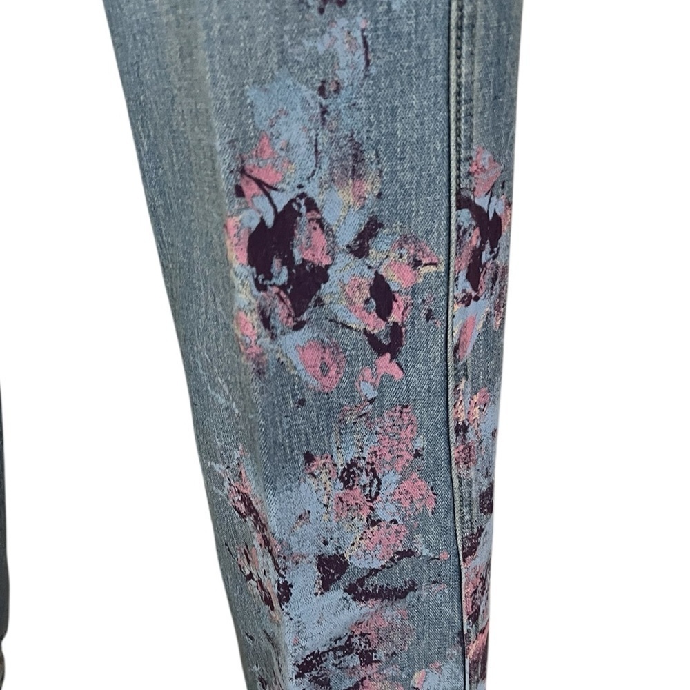 Dana Buchman Abstract Floral Screen Print Jeans NWOT - Picture 4 of 9